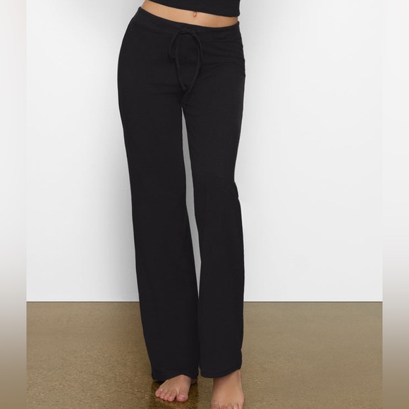 SKIMS Pants - NWT Skims Cotton Jersey Straight Leg Pant in Soot Black Size 2X